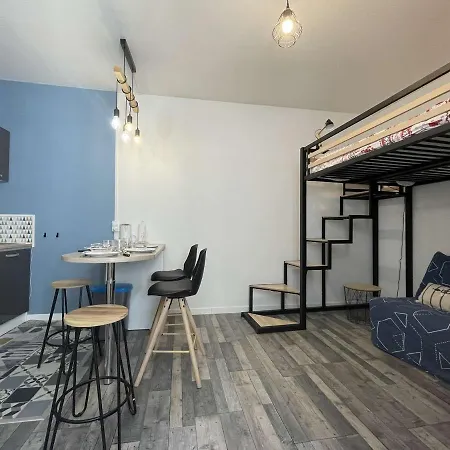 Charmant Studio Historique Au Coeur De La Rochelle, Pres Du Port Et Des Halles - Fr-1-246-617 Apartment *